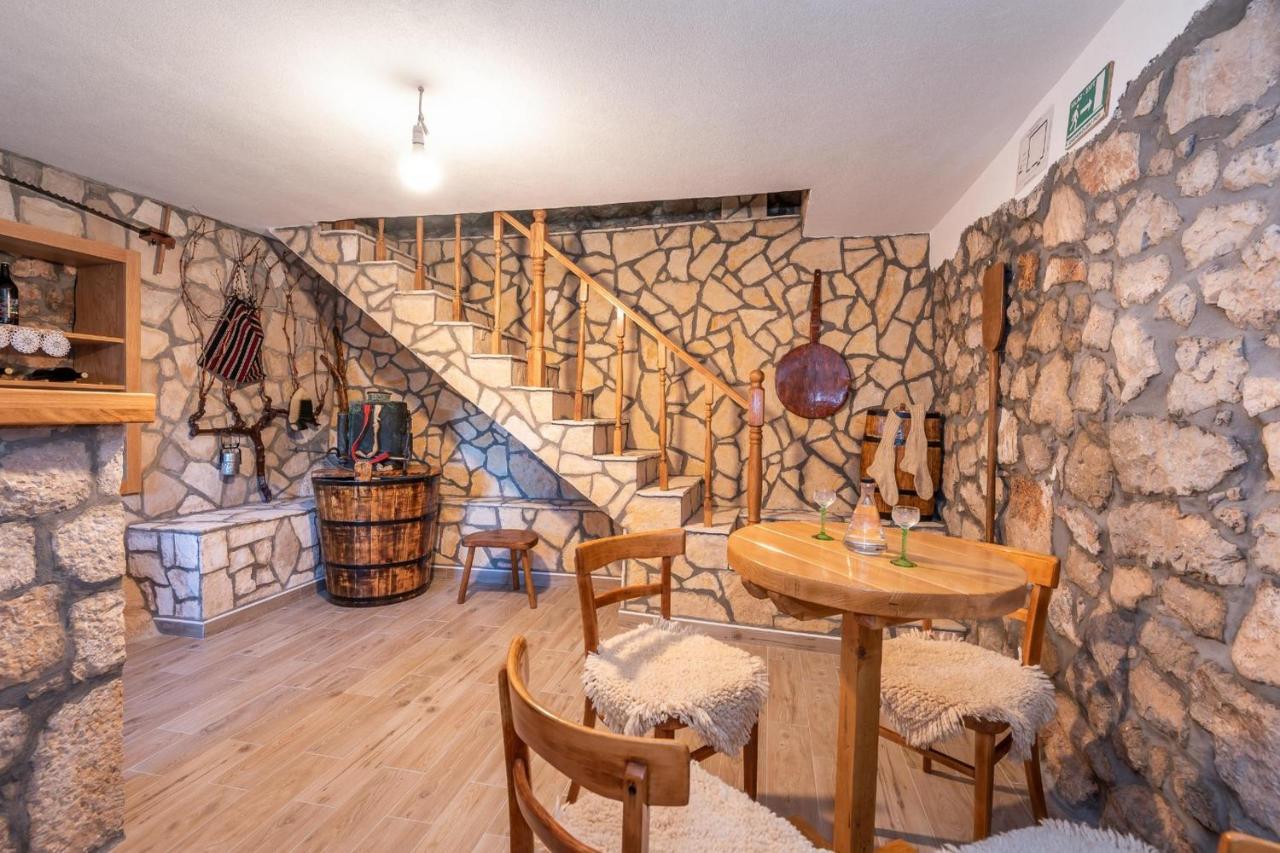 Villa Lazini Dvori Stasevica Eksteriør bilde